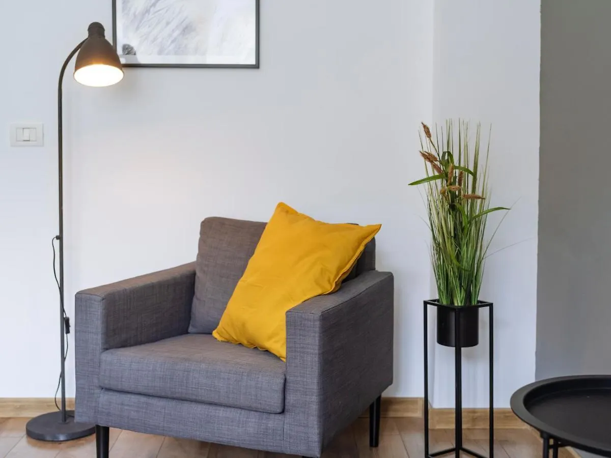 Downtown Friendly Studio Bucarest Appartamento